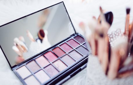 Eye shadow Eye shadow